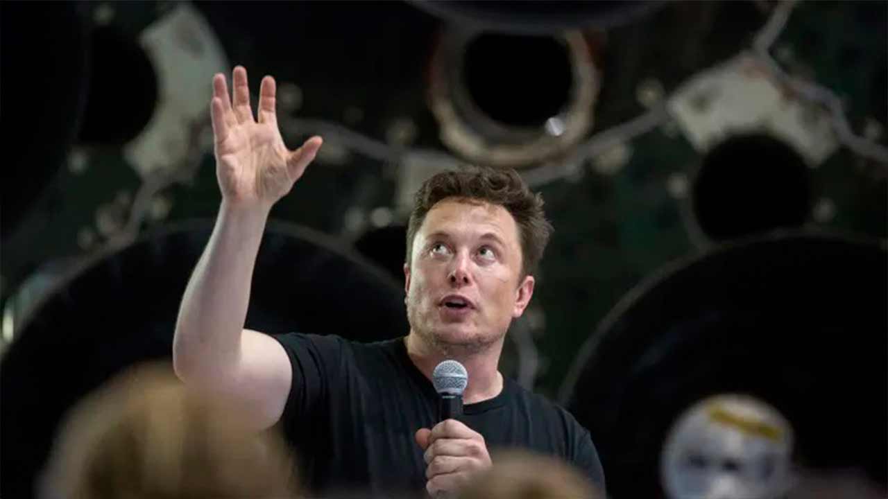 Elon Musk testifies he would have sold SpaceX stock to take Tesla private in 2018