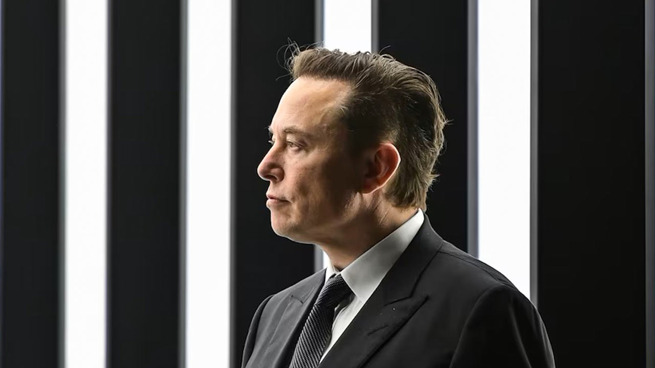 Elon Musk breaks world record for ‘worst loss of fortune,’ Guinness says